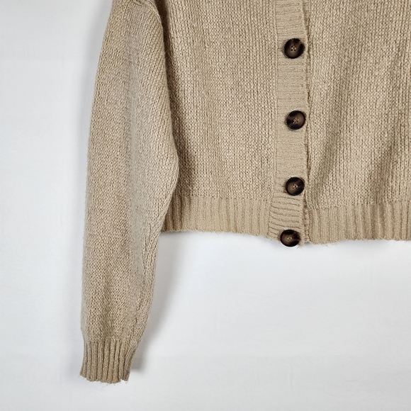 New Nasty Gal Knit Crop Top Cardigan Button Up Tan Festive Holiday Sweater Small - Picture 13 of 16